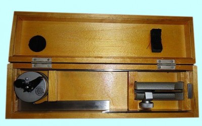 Угломер уо-2 оптический для измер. контактным способом углов от 0 до 180°, цена деления 1° г.в.1984-1986 (шт)