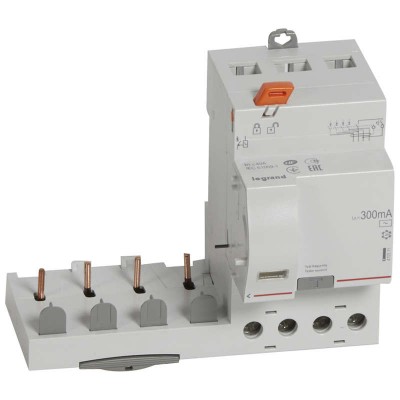 Блок дифференциального тока 4п 3мод. 40А 300мА тип AC DX3 Leg 410511